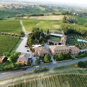Nottola Farmház